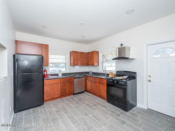 114 Chestnut Ave FLOOR 1