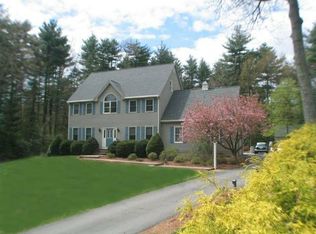 15 Martin Ln, Wrentham, MA 02093