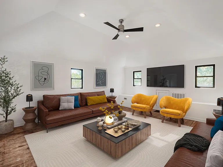 1321 W San Antonio St — Photo 12