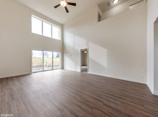1 Olympus Dr #37, Tinley Park, IL 60477