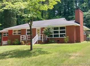 637 N Gulf St, Sanford, NC 27330