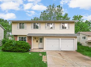 816 Blackhawk Dr, University Park, IL