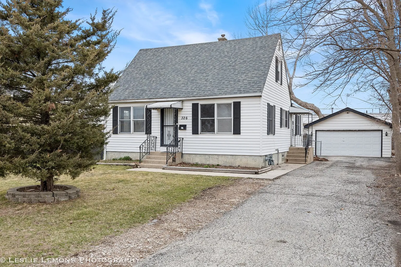 326 Morse Dr photo 1