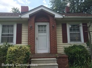 413 W Vandalia Rd, Greensboro, NC 27406