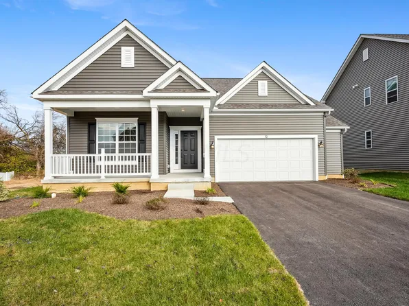 12 Erin Hills Rd, Commercial Point, OH 43116