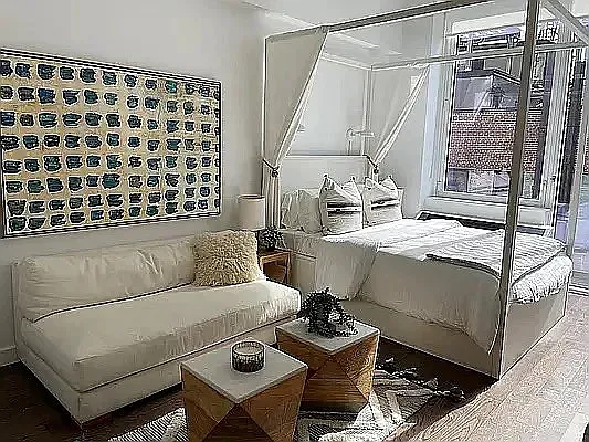 Rented by Lalezarian Properties | media 2