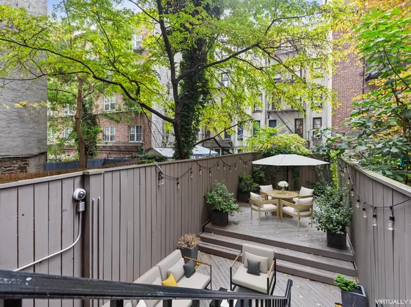 320 East 55th Street image 4 of 18