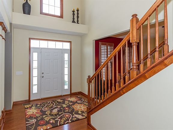 3rd image of 15533 Smithfield Dr