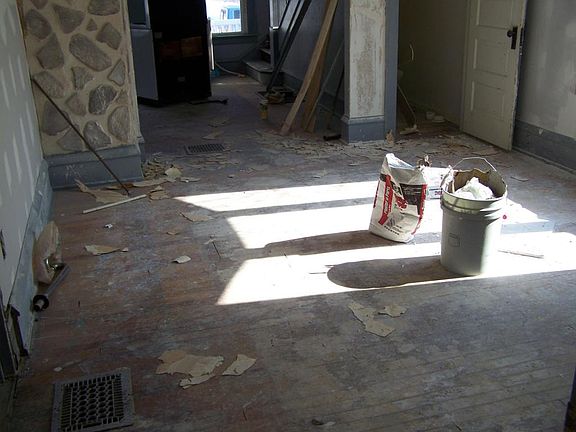 5th image of 410 McKinley Ave