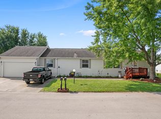 32 Peggy Dr, Sandwich, IL 60548