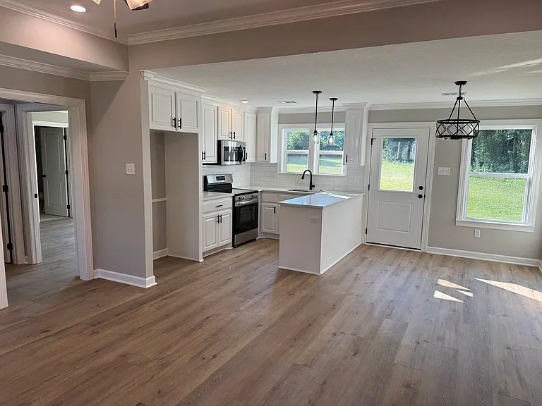 18 Ledrick Cir — Photo 4