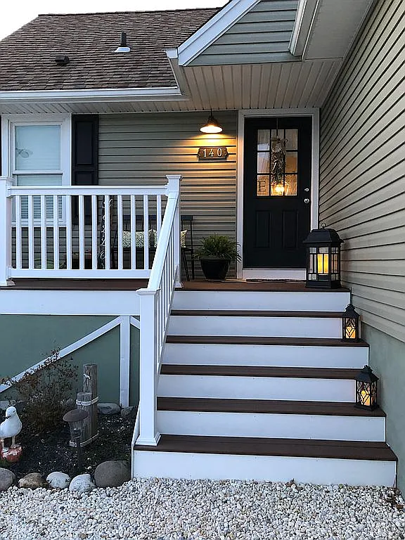 140 Matilda Dr photo 1