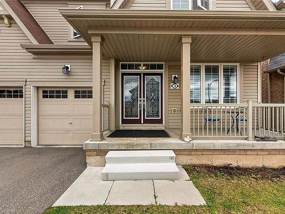 4th image of 76 McWatters St