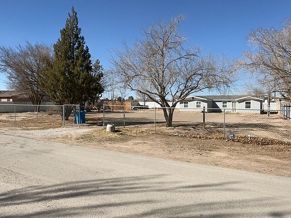 2nd image of 421 Valle Palos Verde Dr