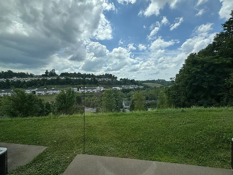 111 Butler Dr — Photo 44