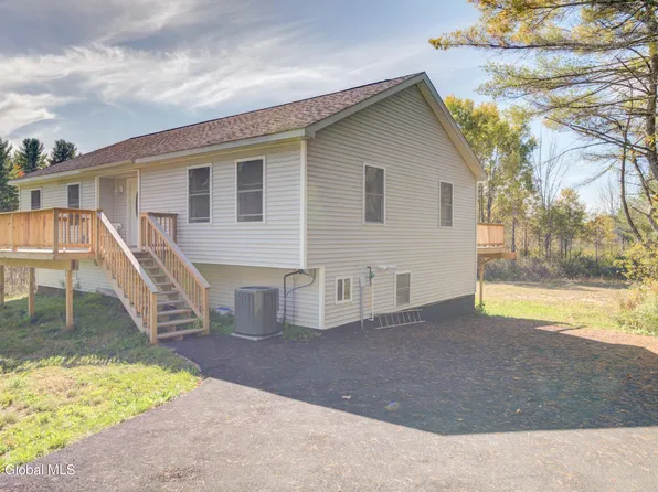 166 Heagle Rd Road, Johnstown, NY 12095