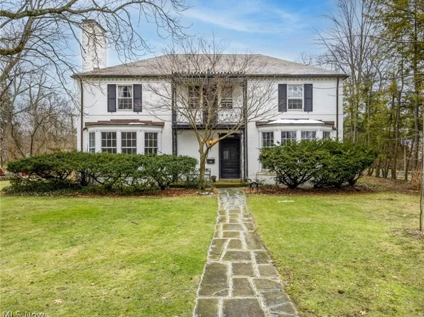 18300 Parkland Dr, Shaker Heights, OH 44122