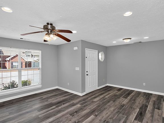 3rd image of 2034 George Buchanan Dr