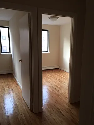 Rented by PMG Real Estate  | media 20