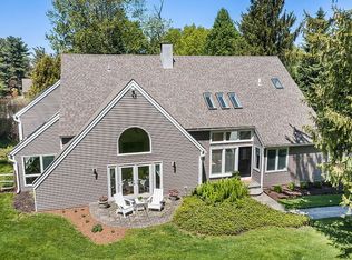 323 S Warner Rd, Wayne, PA 19087