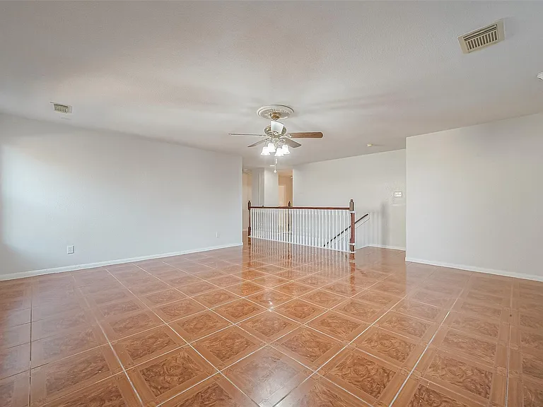 9407 Demsey Mill Dr — Photo 24