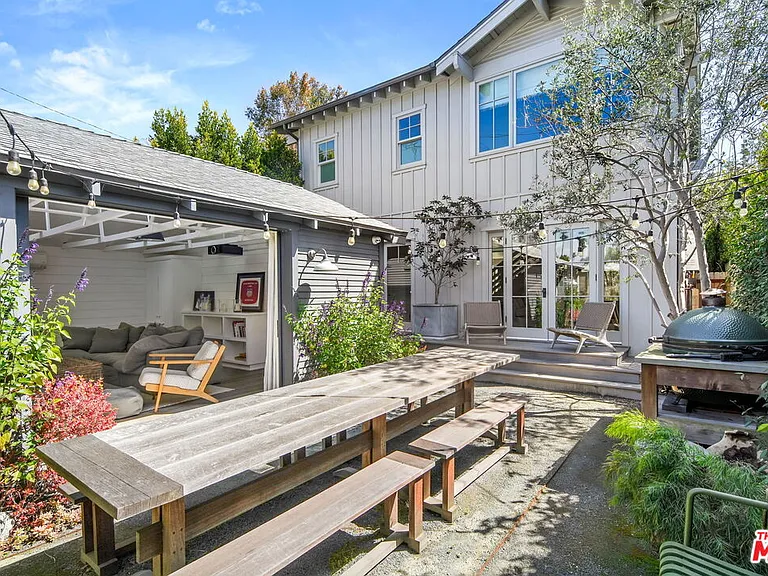 821 Nowita Pl — Photo 24