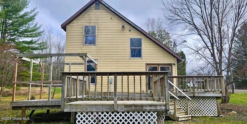4th image of 75 Kipp Road