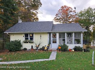 319 Columbia Ave, Clarks Summit, PA 18411