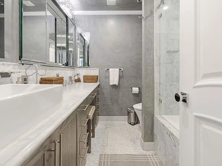 5705 Friars Rd #11 — Photo 37