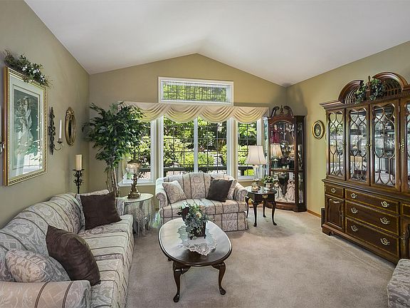 4th image of 6514 Wexford Ave SW