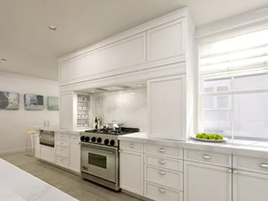 Sold by Corcoran | media 28