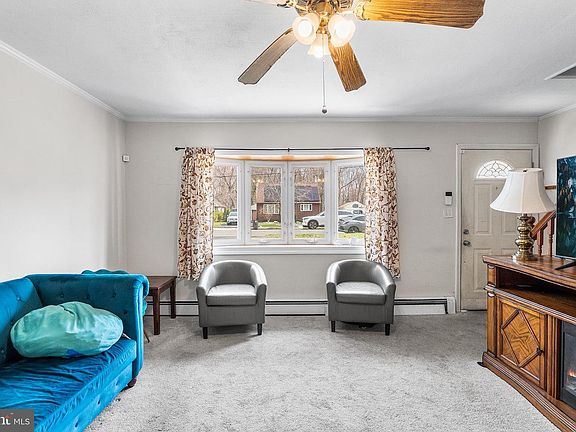 5th image of 955 Terrace Blvd