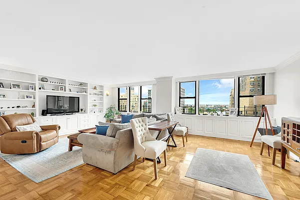 Rented by Corcoran | media 15