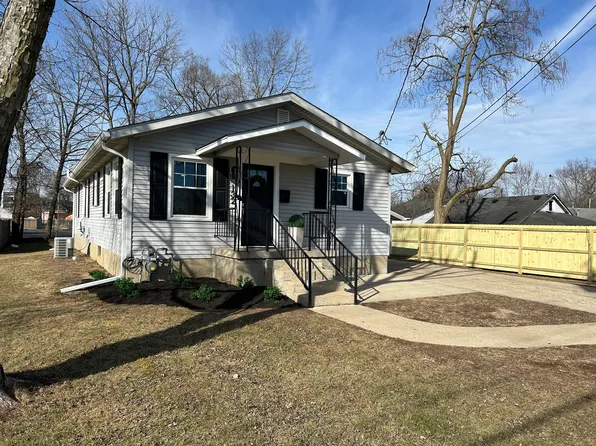 132 S Cherry St, Columbus, IN 47201