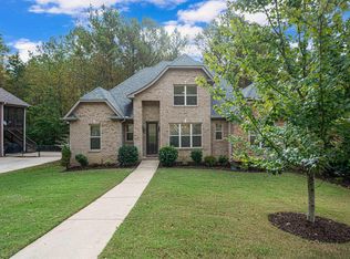 1444 Stoneykirk Rd, Pelham, AL 35124