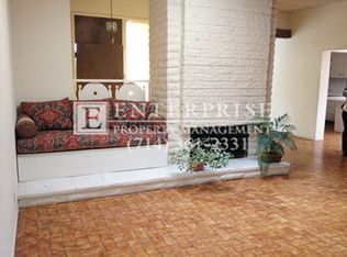 2 Seton Rd, Irvine, CA 92612