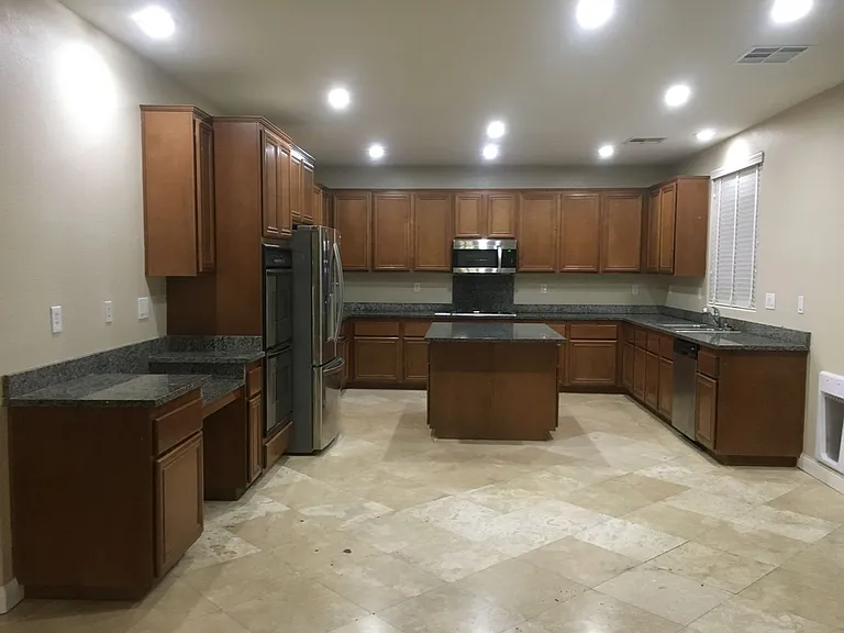 2121 Mountain Rail Dr — Photo 14