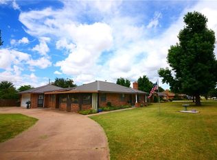 602 NW 5th St, Minco, OK 73059