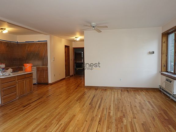5th image of 349 Prospect Ave #1