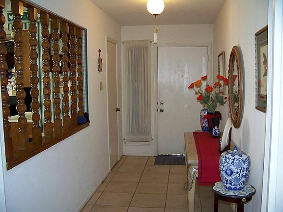 Inviting entry is open & spacious