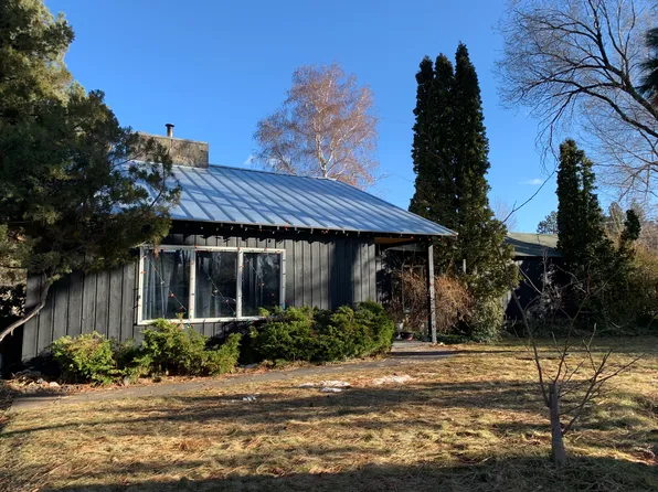 2100 NE 8th St, Bend, OR 97701