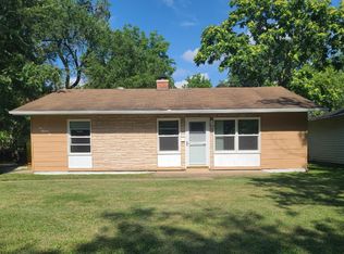 110 Saint Paul Dr, Cahokia, IL