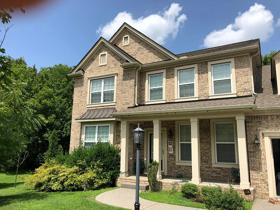 93 Berry Hill Dr