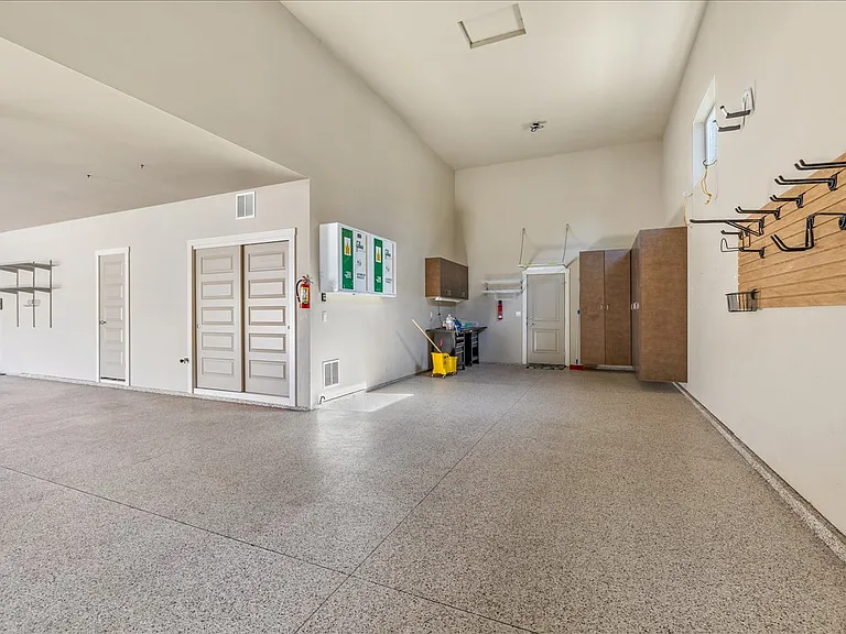 406 S Winslow Bay Way — Photo 12