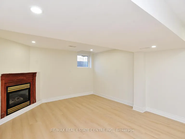 10 Sheldon Dr #BASEMENT — Photo 29