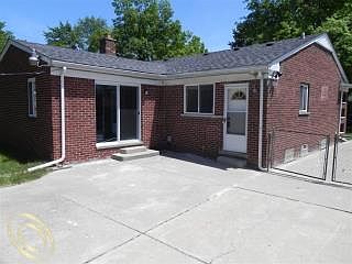 2nd image of 8668 Kenberton Dr