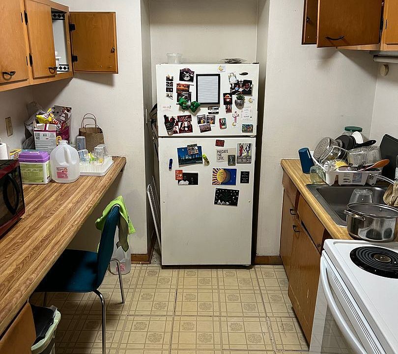 1st image of 3879 N Humboldt Blvd #12