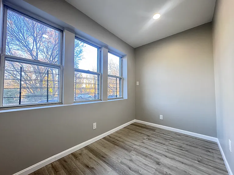 3338 Shore Pkwy #1F — Photo 13