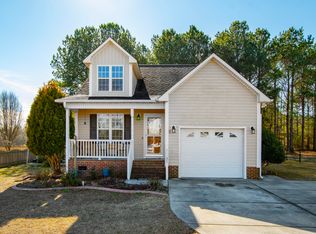 31 Farrington Dr, Clayton, NC 27520