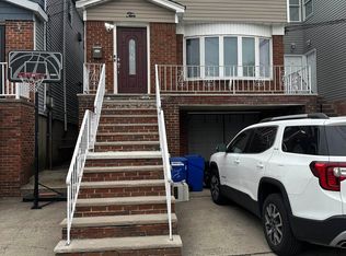 10 W Grand St FLOOR 2, Bayonne, NJ 07002